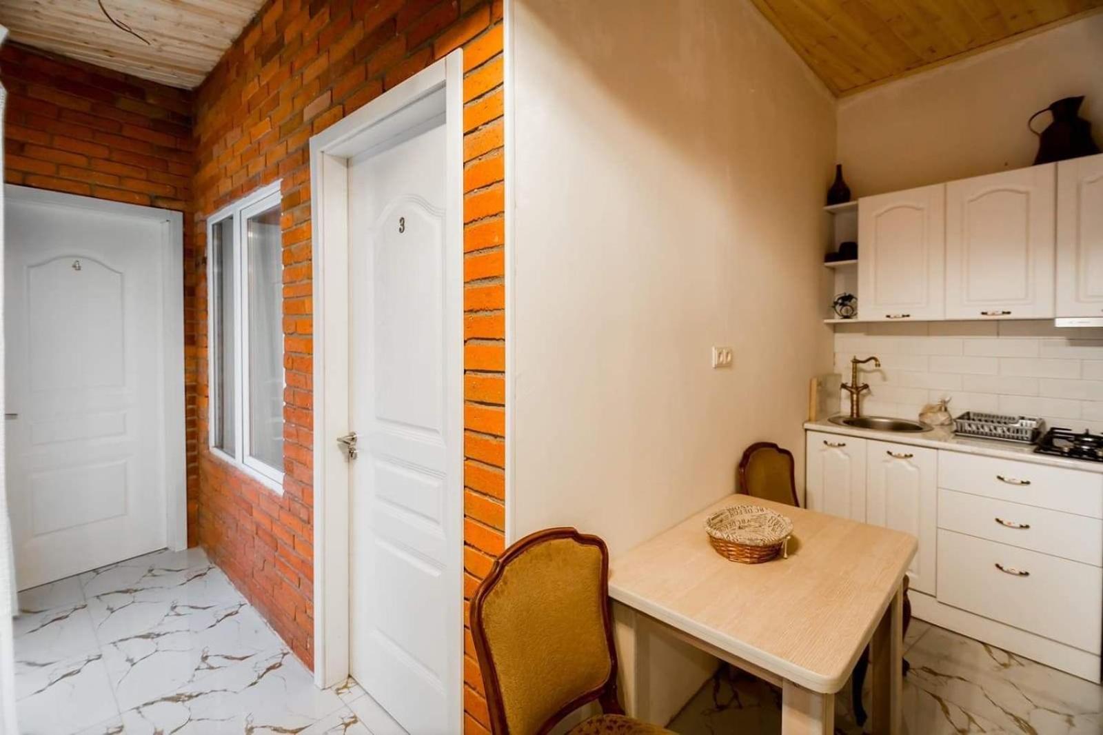 Nina'S Apartaments Tbilisi Ngoại thất bức ảnh